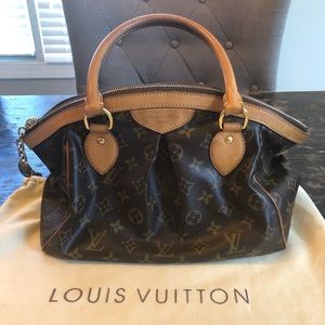 💯 Authentic Louis Vuitton Tivoli PM handbag.